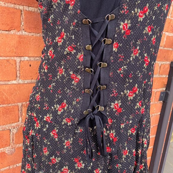grungey floral midi dress - Picture 7 of 13